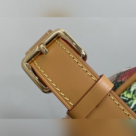 【LV】 M83112 Цветочная серия туалетных сумок Косметичка. Эта косм