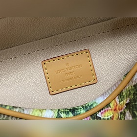 【LV】 M83112 Цветочная серия туалетных сумок Косметичка. Эта косм