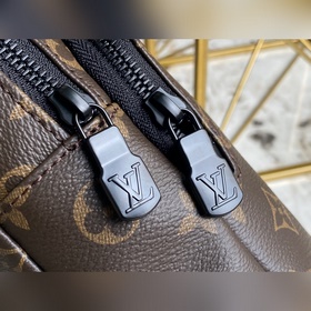 LV M45897 Серия сумок через плечо и на пояс Avenue. Эта сумка из 
