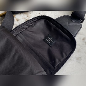 LV M45897 Серия сумок через плечо и на пояс Avenue. Эта сумка из 