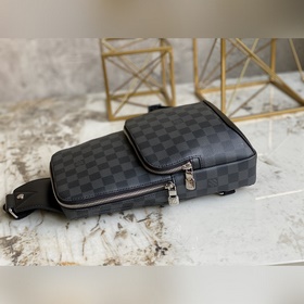 LV N41719 Черная сумка через плечо из серии Avenue. Эта сумка из