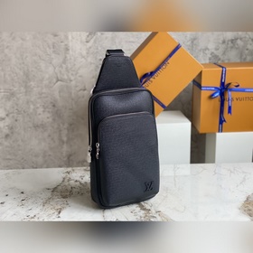 LV M30863 Черный с крестообразным узором Мужская сумка-нагрудная