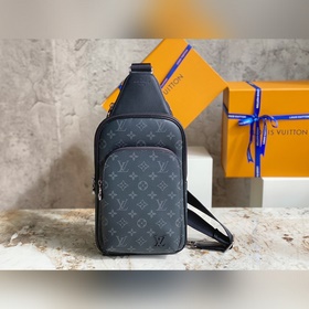 LV M46327 Черный с цветочным принтом Серия сумок через плечо и на