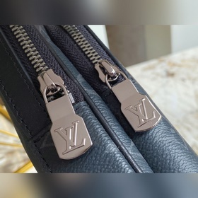 LV M46327 Черный с цветочным принтом Серия сумок через плечо и на