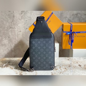 LV M46327 Черный с цветочным принтом Серия сумок через плечо и на