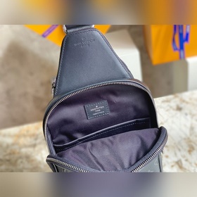 LV M46327 Черный с цветочным принтом Серия сумок через плечо и на