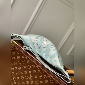 LV M22576 Тиффани-зеленый Серия сумок на пояс DISCOVERY Поясная с