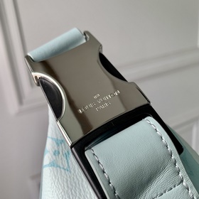 LV M22576 Тиффани-зеленый Серия сумок на пояс DISCOVERY Поясная с