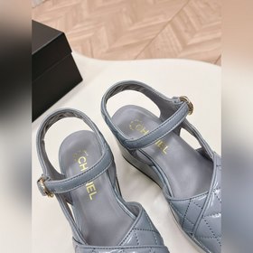CHANEL 2024 Новая коллекция сандалий и тапочек Классическая сери