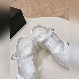 CHANEL 2024 Новая коллекция сандалий и тапочек Классическая сери