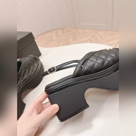 CHANEL 2024 Новая коллекция сандалий и тапочек Классическая сери