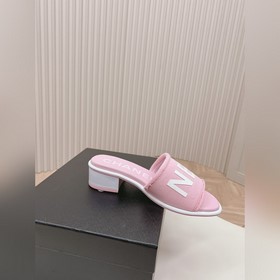 Средний каблук CHANEL 2024 Новая коллекция сандалий и тапочек Кла