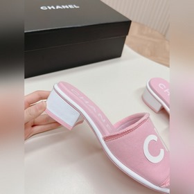 Средний каблук CHANEL 2024 Новая коллекция сандалий и тапочек Кла