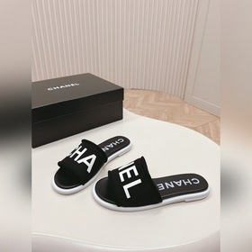 CHANEL 2024 Новая коллекция сандалий и тапочек Классическая серия