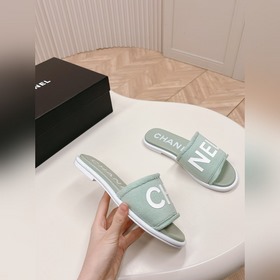 CHANEL 2024 Новая коллекция сандалий и тапочек Классическая серия