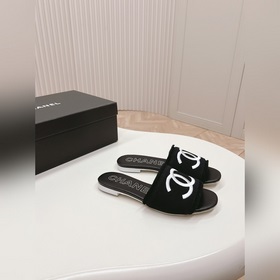 CHANEL 2024 Новая коллекция сандалий и тапочек Классическая серия