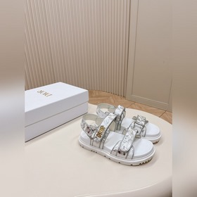 Классическая модель в обновленном исполнении с новой цветовой гам