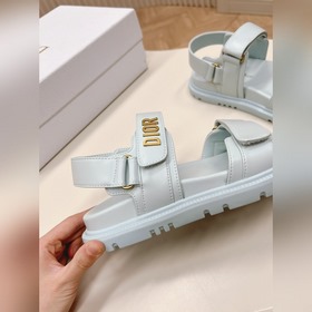 Классическая модель в обновленном исполнении с новой цветовой гам