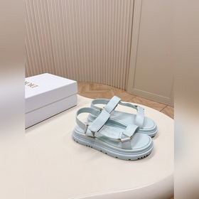 Классическая модель в чистом цвете с обновлением и новой цветовой