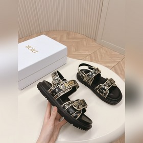 Классическая модель в обновленном исполнении с новой цветовой гам