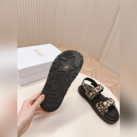Классическая модель в обновленном исполнении с новой цветовой гам