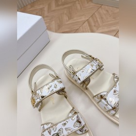 Классическая модель в обновленном исполнении с новой цветовой гам