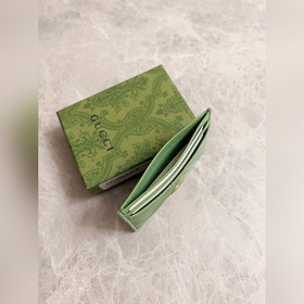 Новый цвет Gucci «авокадо» — качество, как в магазине, фотография
