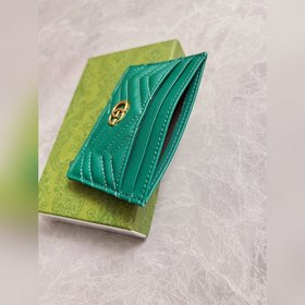 Новинка — GG Marmont Карточка с фигурным стеганым узором, с логот