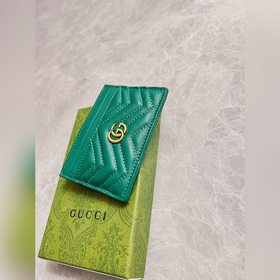 Новинка — GG Marmont Карточка с фигурным стеганым узором, с логот