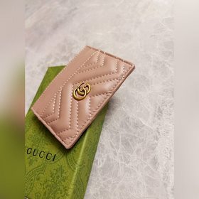 Новинка — GG Marmont Карточка с фигурным стеганым узором, с логот