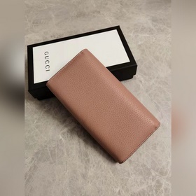 Новейшая модель от GUCCI, высококачественная импортная кожа с тек