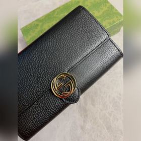 Новейшая модель GUCCI из оригинальной кожи Ferrari с большим лого