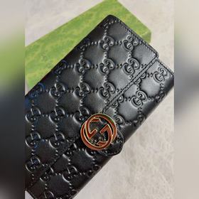 Новейшая модель GUCCI из оригинальной кожи Ferrari с тисненым лог