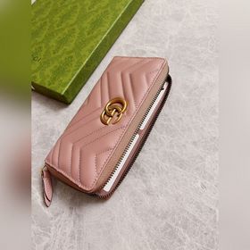 Новинка GUCCI — длинный кожаный кошелек GG Marmont с застежкой-мо