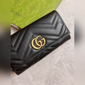 Новинка GUCCI — длинный кожаный кошелек GG Marmont, изготовленный