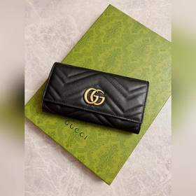 Новинка GUCCI — длинный кожаный кошелек GG Marmont, изготовленный