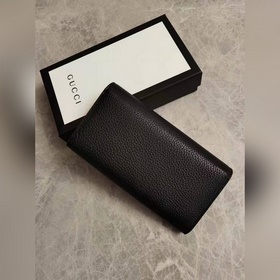 Новейшая модель от GUCCI, высококачественная кожа импортного прои