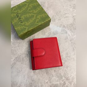 Новейшая модель GUCCI из оригинальной кожи Ferrari ~ большая букв