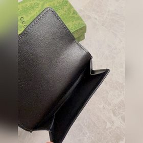 Новейшая модель GUCCI из оригинальной кожи Ferrari с тисненым лог