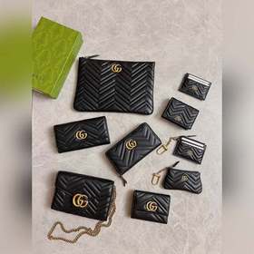 Официальный сайт GUCCI ~ Кожаный кошелек с двойным G из металла ц