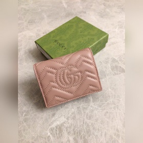 Новейшая модель GUCCI – GG Marmont Карточка-держатель из натураль