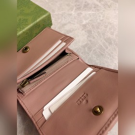 Новейшая модель GUCCI – GG Marmont Карточка-держатель из натураль