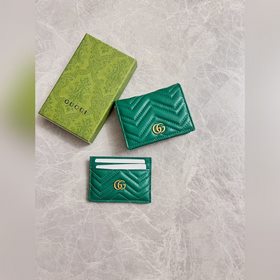 Новейшая модель GUCCI – GG Marmont Карточка-держатель из натураль
