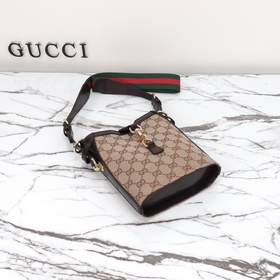 Новая модель Gucci, качество как в фирменном магазине, фотография