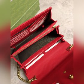 Оригинальная продукция GUCCI! Мини-сумка GG Marmont с цепочкой им