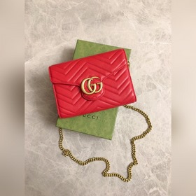 Оригинальная продукция GUCCI! Мини-сумка GG Marmont с цепочкой им