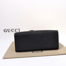 Новая модель Gucci, качество как в фирменном магазине, фотография