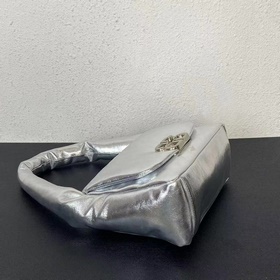 Balenciag 2025 весна-лето, новинка Monaco. Новая модель из матово