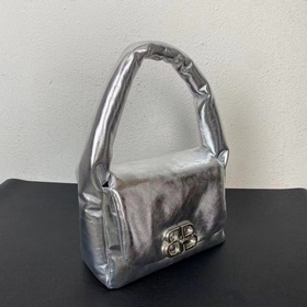 Balenciag 2025 весна-лето, новинка Monaco. Новая модель из матово