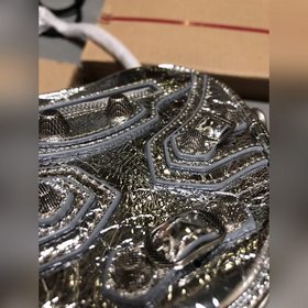 Оригинальная модель от BALENCIAGA, Le Cagole Heart, отличается от